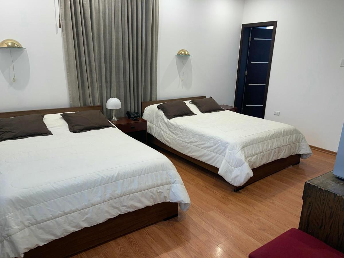 Alston Inn Hotel Кито Екстериор снимка