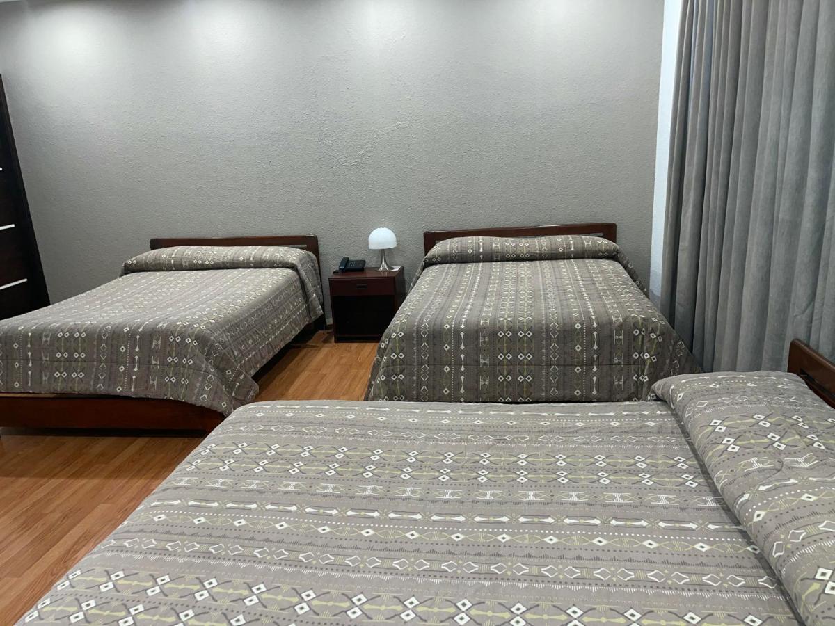 Alston Inn Hotel Кито Екстериор снимка