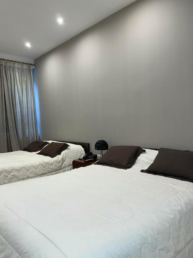 Alston Inn Hotel Кито Екстериор снимка