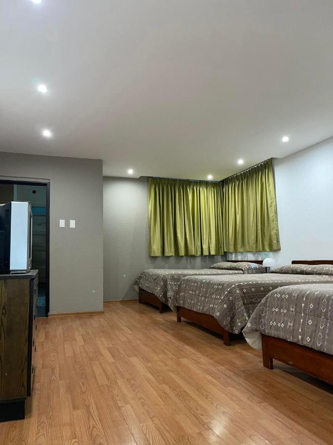 Alston Inn Hotel Кито Екстериор снимка
