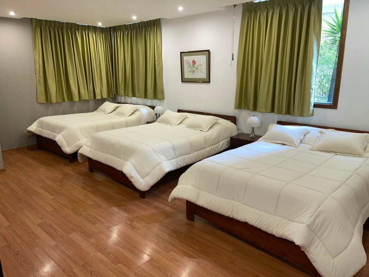 Alston Inn Hotel Кито Екстериор снимка