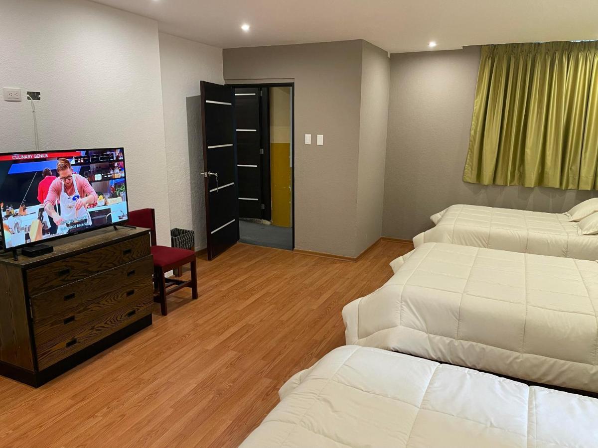 Alston Inn Hotel Кито Екстериор снимка