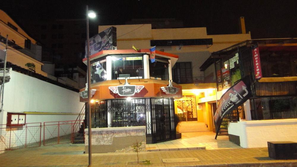 Alston Inn Hotel Кито Екстериор снимка
