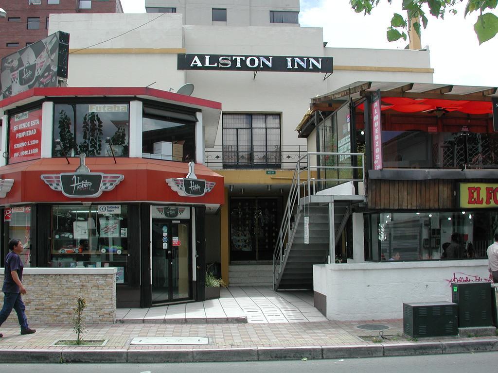 Alston Inn Hotel Кито Екстериор снимка
