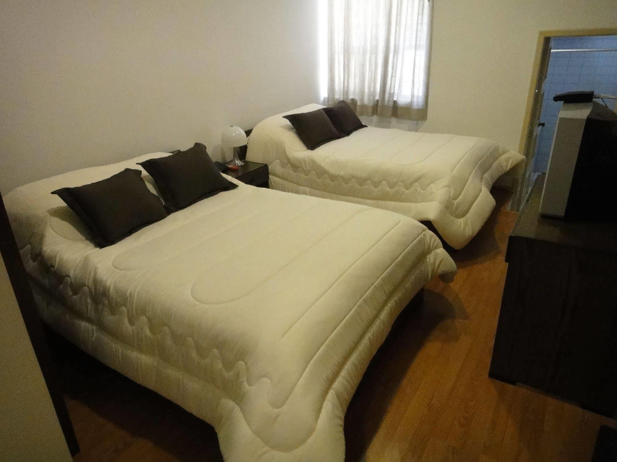Alston Inn Hotel Кито Екстериор снимка